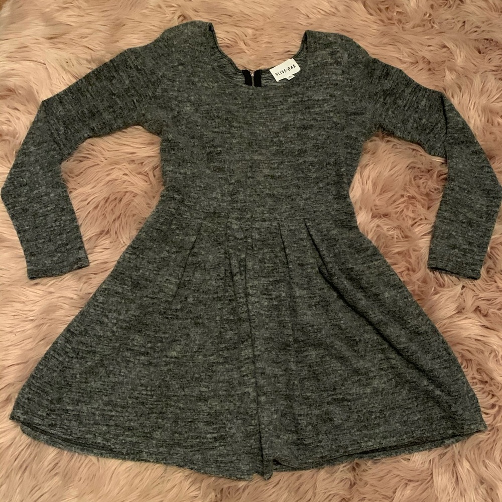 Olive & Oak dress